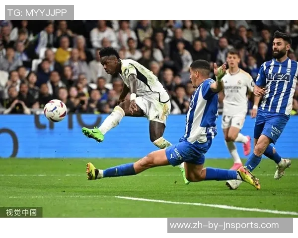 摆臭脸+参加抵触！维尼修斯引发公愤：危害皇马形象，从速卖走他